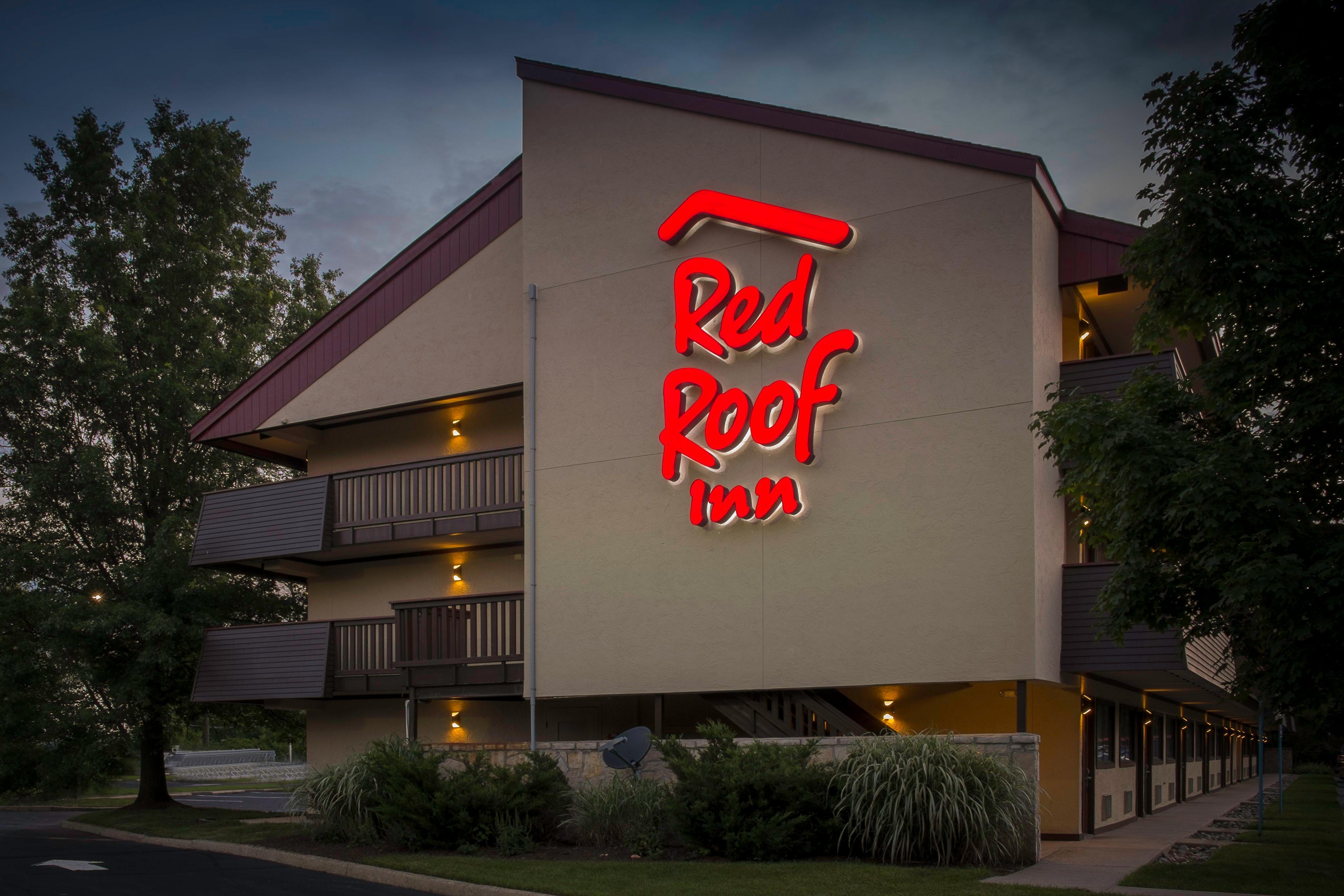 Red Roof Inn Philadelphia - Oxford Valley Langhorne Exterior photo