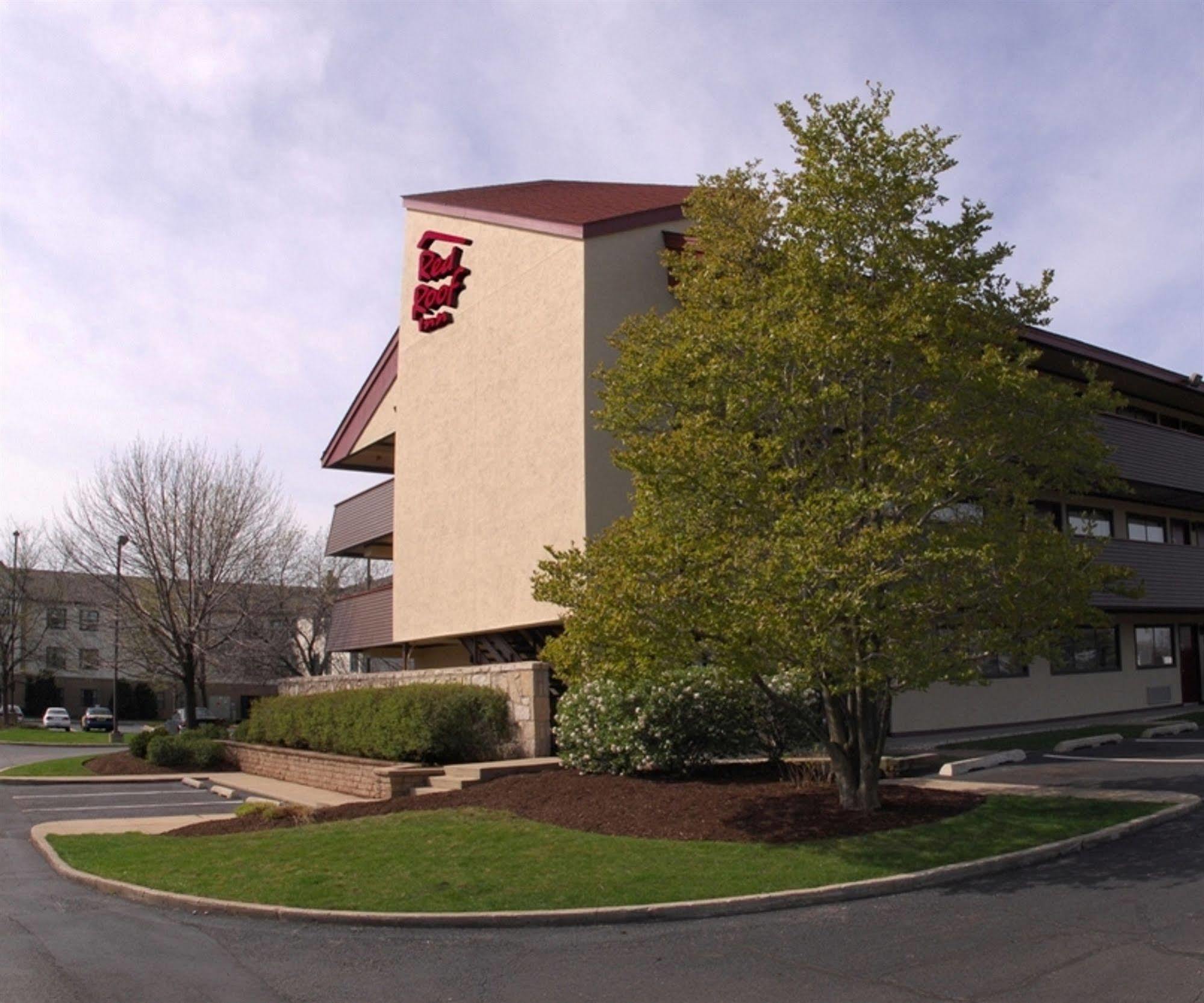 Red Roof Inn Philadelphia - Oxford Valley Langhorne Exterior photo